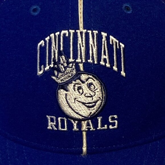 Cincinnati Royals Hardwood Classics Basketball Cap Fitted Rare NEW Size 7 XS - Picture 2 of 11